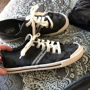 Coach tennis shoes 8.5